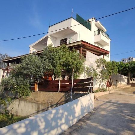 Apartments Vlado - 50M From The Sea Rogač Exteriör bild
